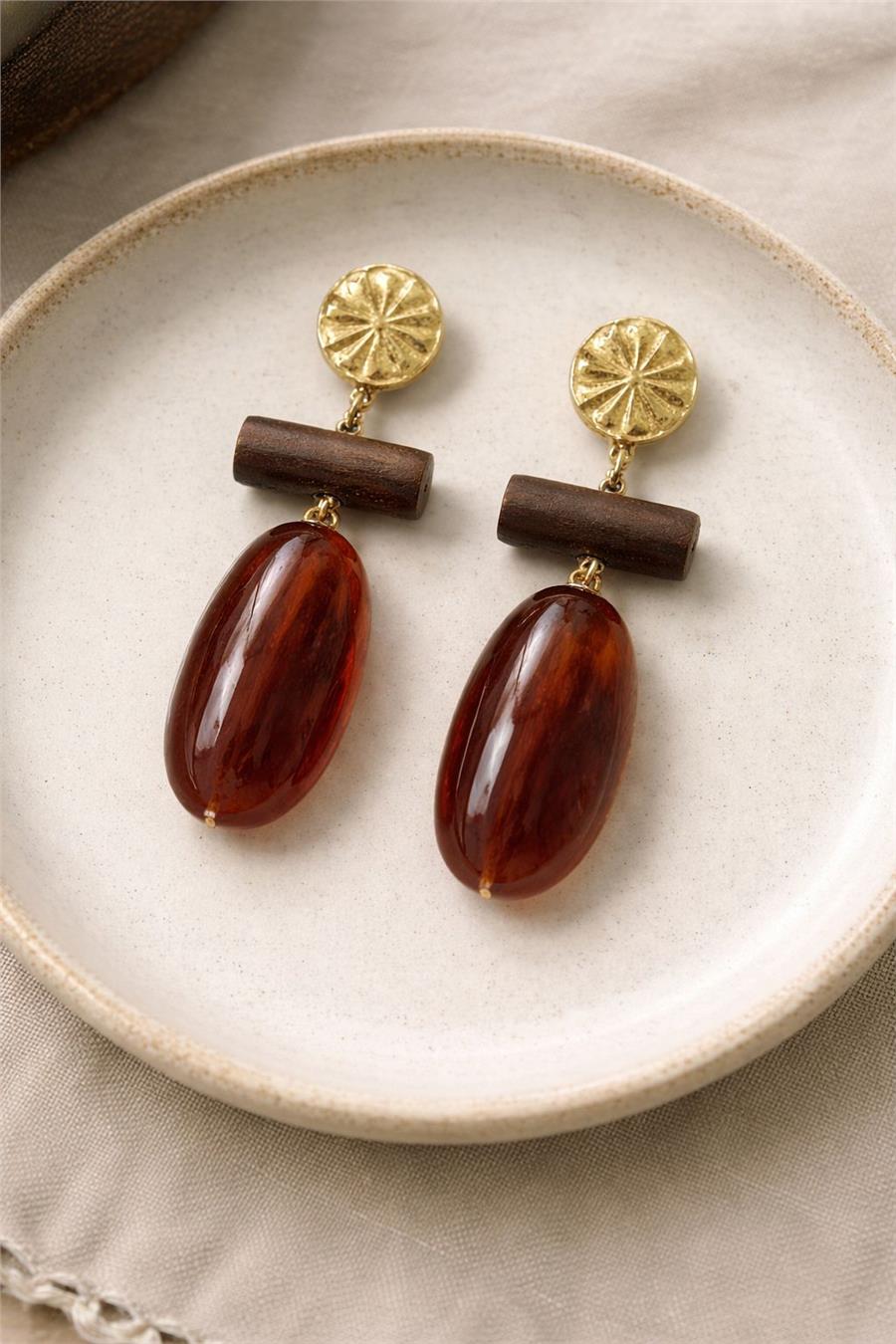 Maria Kahverengi Ahşap ve Boncuklu Küpe